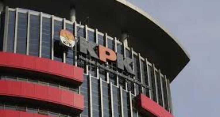 Anggota DPRD dan Dua Kadis di Jatim Diperiksa KPK