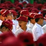 Jokowi Minta Kaji Ulang Kebijakan 8 Jam Belajar