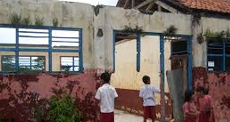 SD SMP di Subang Perlu Direhab