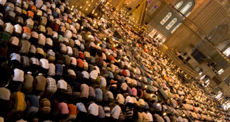 Subang Sholat subuh berjamaah