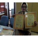 Bantah Tudingan Ijazah Palsu Imas Aryumningsih