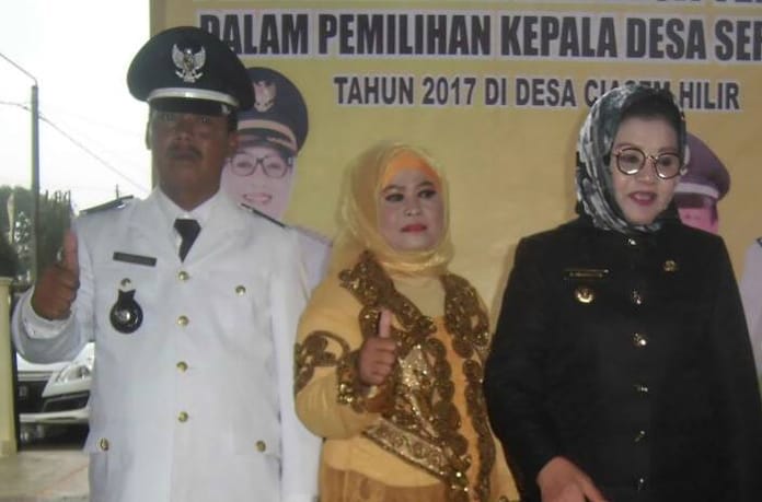 Terpilih Kembali Jadi Kades Ciasem Hilir Supriatna Resmi Dilantik Bupati Subang