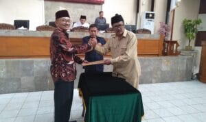 Rapat Paripurna