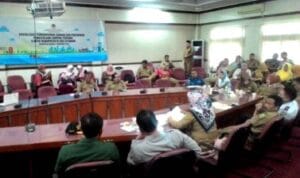 Sosialisasi Pembangunan Sarana Dan Prasarana Pengelolaan Sampah Terpadu