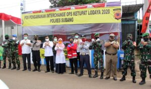 Bupati, Wakil Bupati Dan Sekda Meninjau Pos Check Point PSBB Hari Pertama