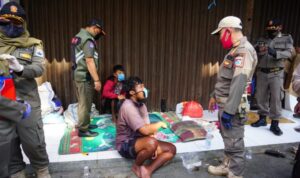 Tim Gabungan Aparat Pemkot Cimahi Gelar Razia Pekat