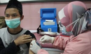 Vaksin anak yatim piatu.jpg