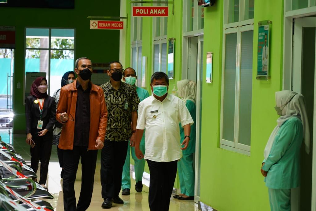  Bupati Garut Dampingi BPJS Kesehatan Berkunjung ke RS Medina 2