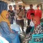 Kapolres Subang Bantu Mak Mini Yang Tinggal Di Gubuk Nyaris Roboh