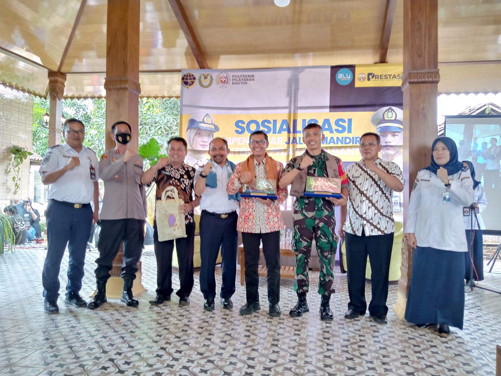 Kang Akur Hadiri Sosialisasi Sipencatar Politekpel Banten1