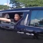 Meskipun Dapat Makian Oleh Pengguna Mobil Mewah, Petugas Tetap Amankan Dan Layani Pemudik