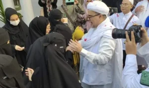 Habib Riziek Bebas Bersyarat Habib Riziek Bebas Bersyarat