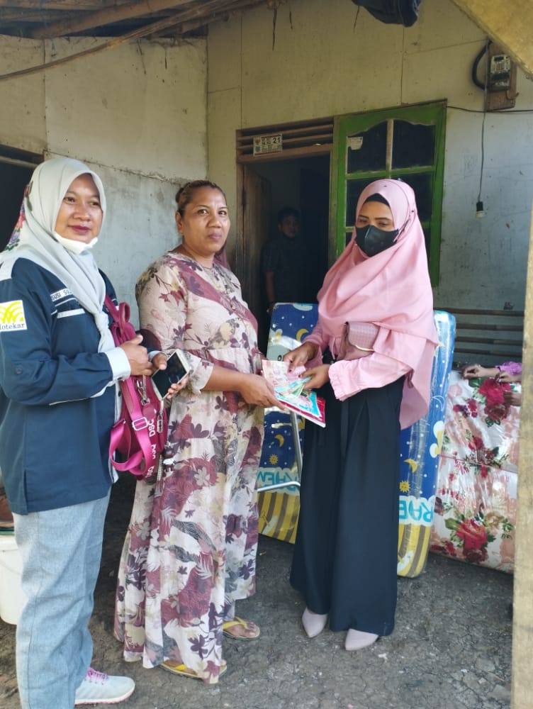 Koperasi BLC Beri Bantuan Pasien Gakin Desa Sukamaju