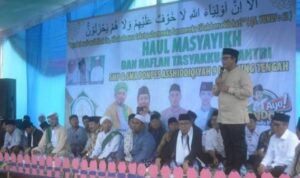 Wabup Lamteng Hadiri Haul Masyayikh Haflah Tasyakur Santri