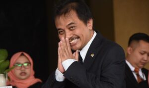 Mantan Menpora Roy Suryo Ditahan Terkait Perkara Ujaran Kebencian Mantan Menpora Roy Suryo Ditahan Terkait Perkara Ujaran Kebencian