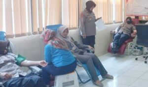 Polwan Polres Subang Gandeng PMI Gelar Donor Darah, Menyambut HUT Polwan Ke-74