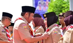 Bupati dan Wabup Mura Terima Penghargaan Lencana Pancawarsa IV Pada HUT Pramuka ke 61