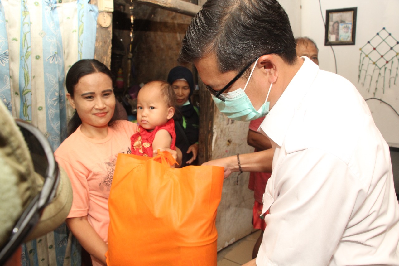 Wakil Bupati Subang Salurkan Bantuan BAAS1