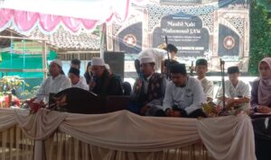 Peringatan Kelahiran Nabi Muhammad SAW 1444 H di Ponpes Roudlotul Jannah Peringatan Kelahiran Nabi Muhammad SAW 1444 H di Ponpes Roudlotul Jannah