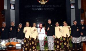 Rapat Paripurna Istimewa DPRD Peringatan Hari Jadi Indramayu ke-495 Rapat Paripurna Istimewa DPRD Peringatan Hari Jadi Indramayu ke-495