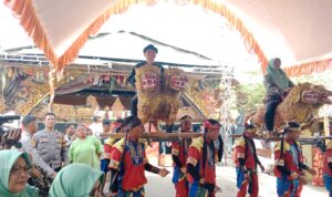 Masyarakat Desa Kediri Gelar Acara Ruat Bumi atau Hajat Bumi Masyarakat Desa Kediri Gelar Acara Ruat Bumi atau Hajat Bumi