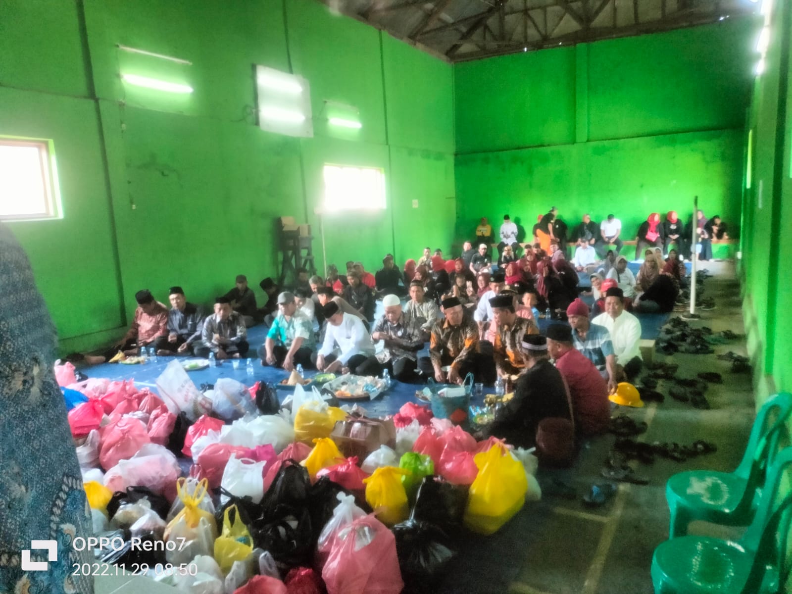 Ruwat Bumi di Desa Rancaudik diwarnai Panggung Sandiwara dan Operasi Pasar Murah (OPM)1