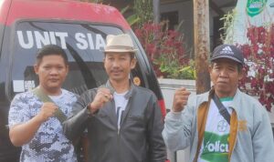 Lurah Margahayu Pagaden Barat Besuk Warganya ke Rumah Singgah Pasien Subang di Bandung