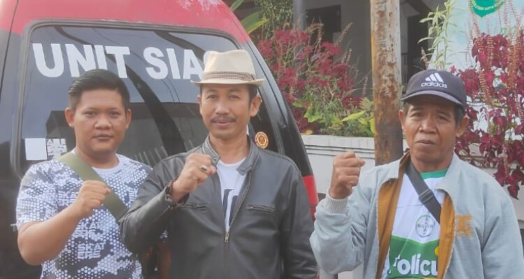 Lurah Margahayu Pagaden Barat Besuk Warganya ke Rumah Singgah Pasien Subang di Bandung