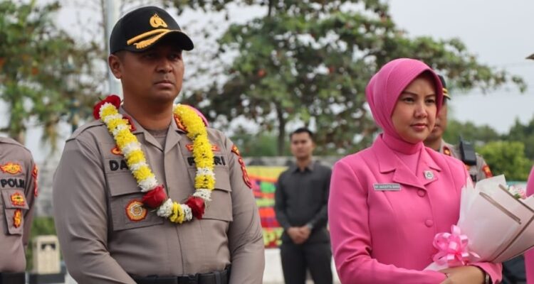 Pisah Sambut Kapolres Musi Rawas Sum-Sel Nampak Terharu Atas Keakrabannya