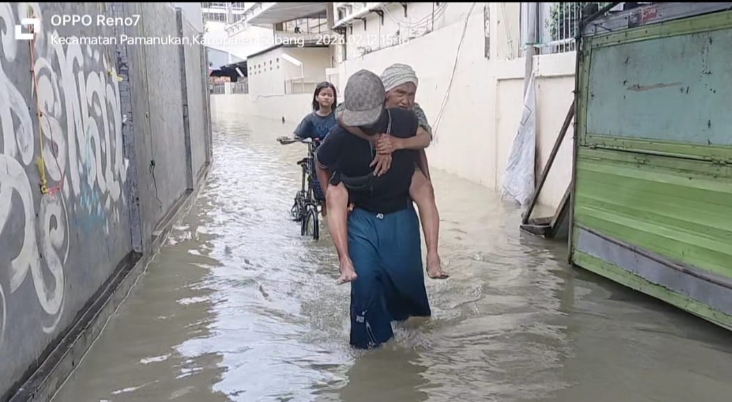 Akibat Curah Hujan yang Tinggi Membuat Sebagian Wilayah di Pamanukan Terkena Banjir