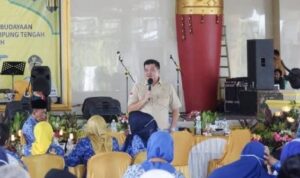 Bupati Lamteng Halal Bihalal Bersama Kepala SD se-Lamteng Bupati Lamteng Halal Bihalal Bersama Kepala SD se-Lamteng