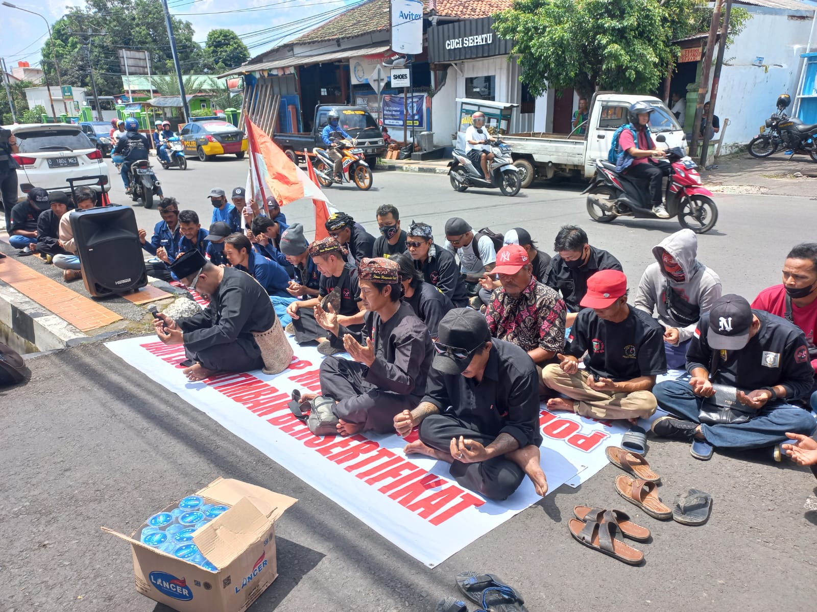 Penasehat Hukum Kecewa, Putusan Hakim Abaikan Fakta Persidangan “Semoga Tak ada Lagi Hendra-Galang Yang Dikriminalisasi"2