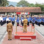 Bupati Garut Serahkan 138 SK PNS bagi CPNS Angkatan 2021
