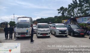 Camat Bayongbong Gelar Apel Siaga Kendaraan Dinas Desa