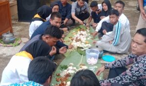Forkopimcam Cihurip Gelar Festival Masak 1000 Nasi Liwet! Forkopimcam Cihurip Gelar Festival Masak 1000 Nasi Liwet!