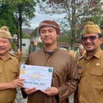 Pemkab Garut Serahkan Bantuan Hibah Keagamaan