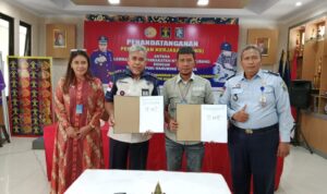 Yayasan Puri Haruming Kencana Peduli Ekonomi Warga Binaan Lapas Kelas IIA Subang Yayasan Puri Haruming Kencana Peduli Ekonomi Warga Binaan Lapas Kelas IIA Subang