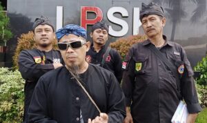 FMP Jabar Ajukan Perlindungan Hukum ke LPSK RI Untuk Ari Kupeng FMP Jabar Ajukan Perlindungan Hukum ke LPSK RI Untuk Ari Kupeng