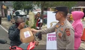 Polsek Banyuresmi Bersama Ibu-Ibu Bhayangkari Gelar Giat Bhayangkari Peduli