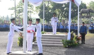 Bupati Lamtim Jadi Inspektur Upacara Hari Jadi Lamtim ke XXIV Bupati Lamtim Jadi Inspektur Upacara Hari Jadi Lamtim ke XXIV