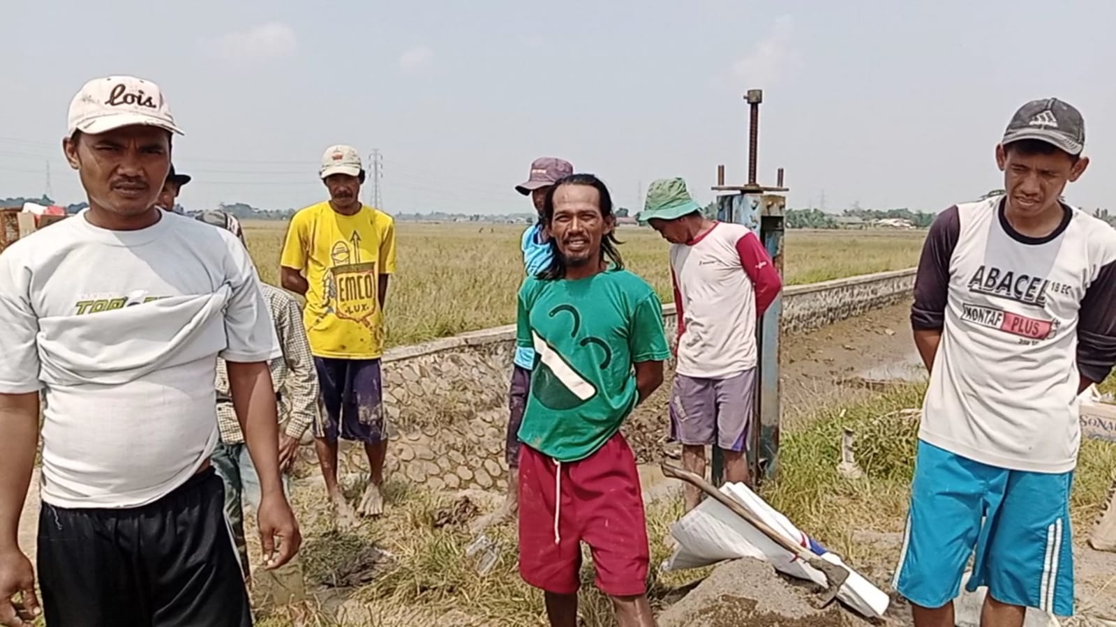 Kerap Alami Kekeringan, Petani Rutin Perbaiki Saluran Irigasi Dana Swadaya Masyarakat