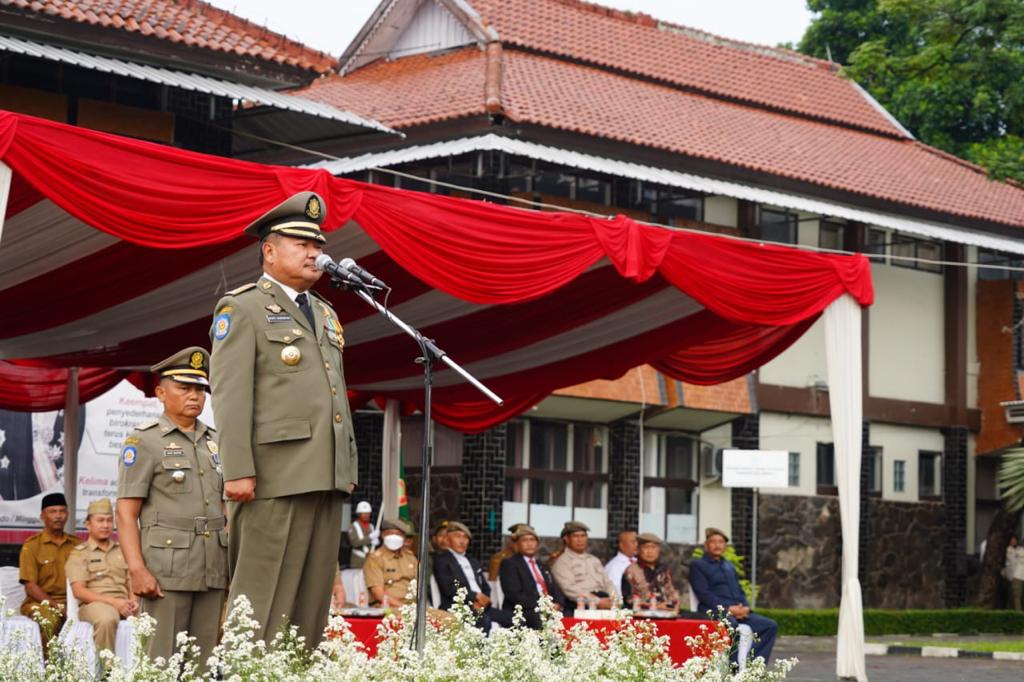 Pemkab Garut Gelar Upacara Peringatan HUT ke-73 Satpol PP dan Satlinmas ke-61