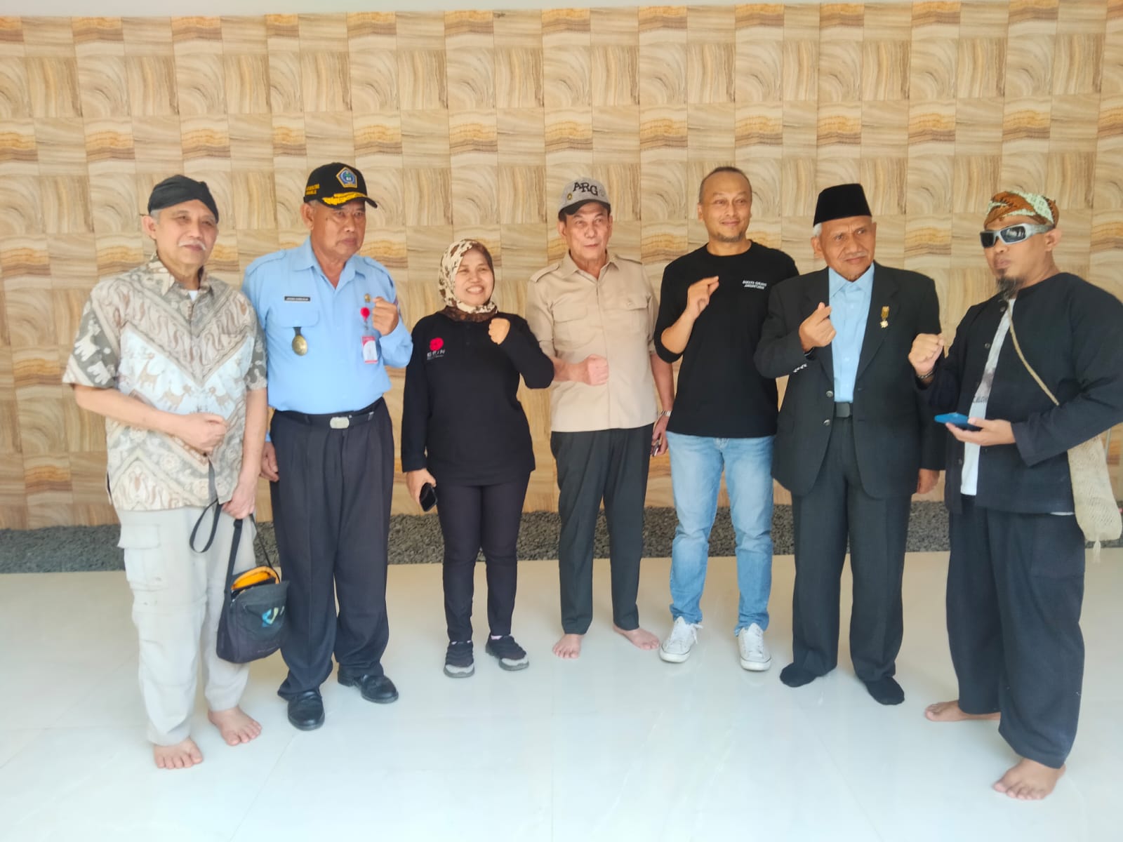 Berkunjung ke Desa Wisata Lembur Cigarukgak, Tri Mumpuni Berikan Solusi Untuk Pertanian Subang1