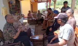 Lahannya Diklaim PT. BSNP, Komisi I DPRD Subang Temui Warga Kp. Sariasih Desa Sadawarna Lahannya Diklaim PT. BSNP, Komisi I DPRD Subang Temui Warga Kp. Sariasih Desa Sadawarna
