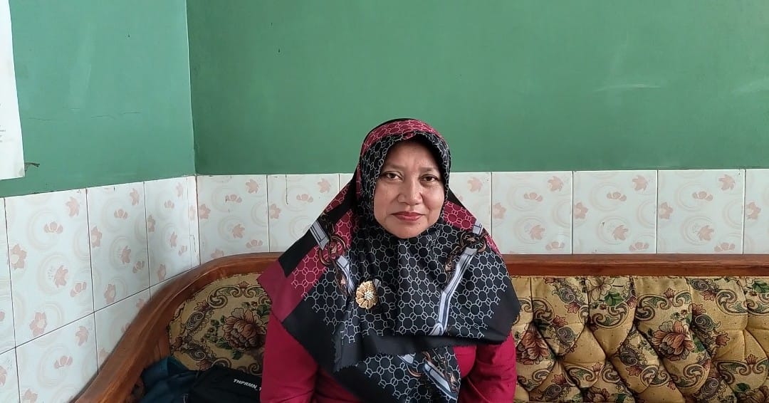 Miris! Kondisi Bangunan SDN Rancaudik I Rapuh dan Kekurangan Kursi Belajar1