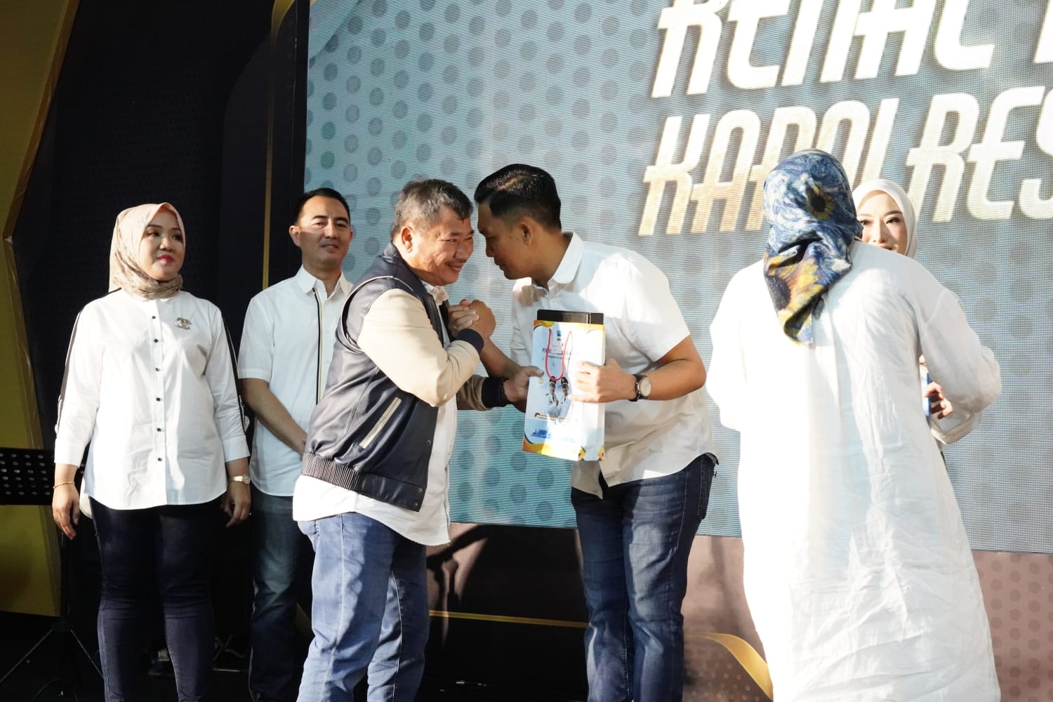 Bupati Garut Hadiri Lepas Sambut Kapolres Garut1