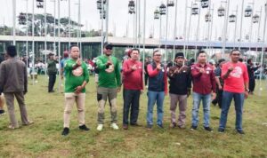 Desa Cangkingan Dipenuhi Ribuan Perkutut se-Indonesia Desa Cangkingan Dipenuhi Ribuan Perkutut se-Indonesia