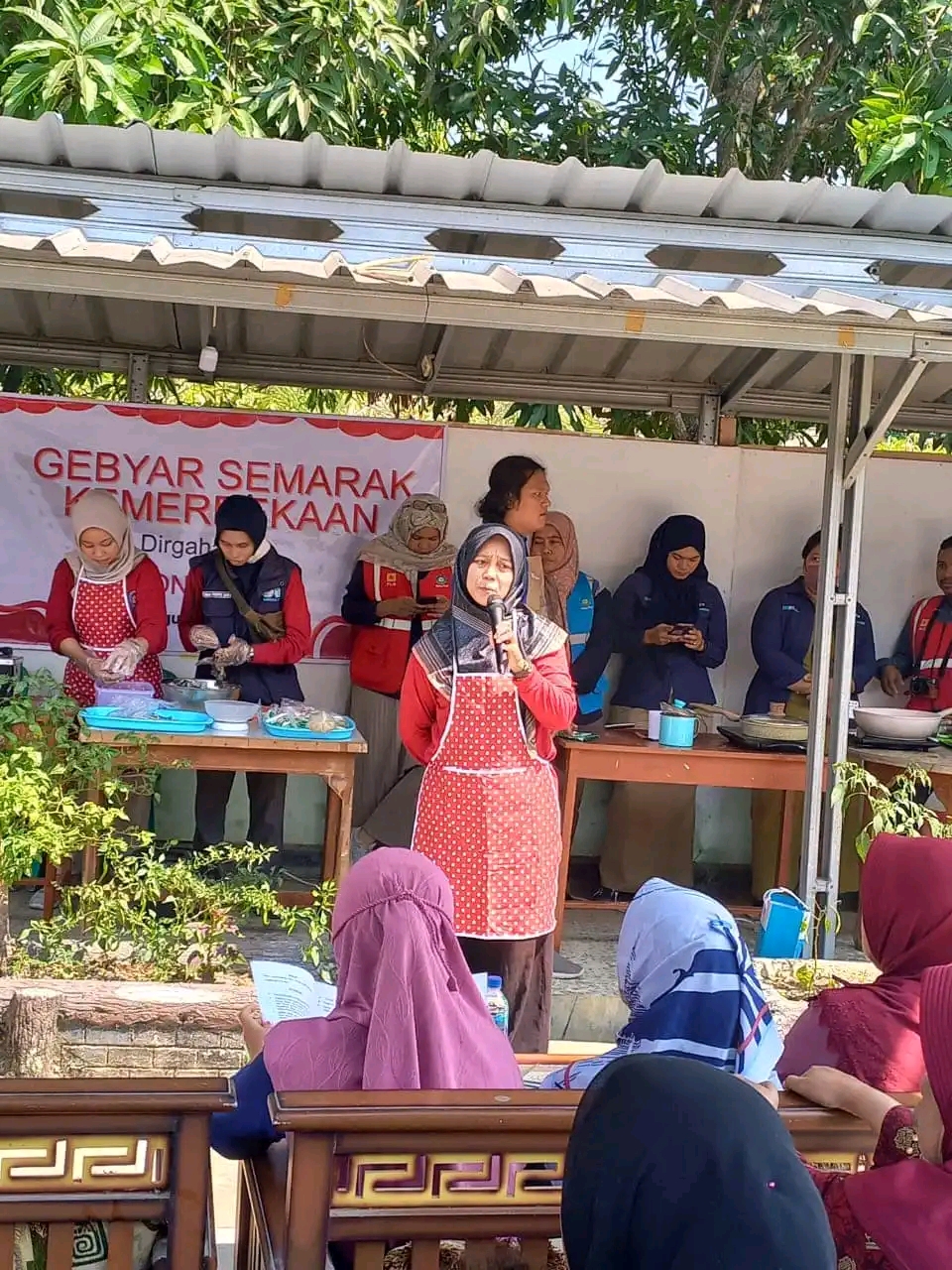 Sambut HUT RI ke 78, Diskanla Indramayu Gelar Pelatihan Mengolah Ikan Lele1