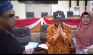 Tanggapi Dugaan Perselingkuhan Oknum Dewan, Wakil Ketua DPRD Subang Minta Maaf Kepada Publik Tanggapi Dugaan Perselingkuhan Oknum Dewan, Wakil Ketua DPRD Subang Minta Maaf Kepada Publik
