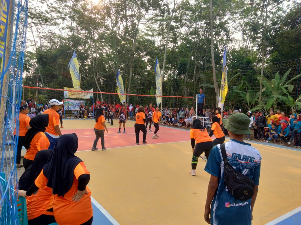 Turnamen Piala Bergilir Lurah Cup Dangdeur Dimenangkan RW 05 PDK1